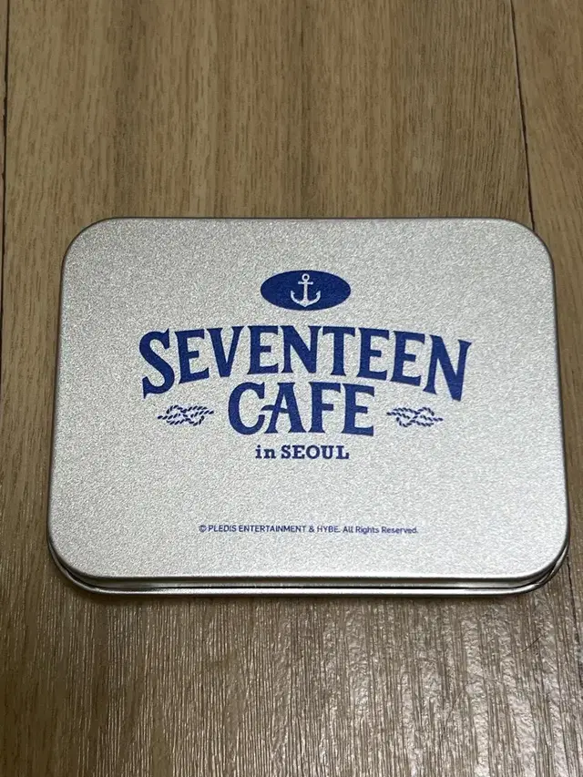 세븐틴 카페인서울 틴케이스