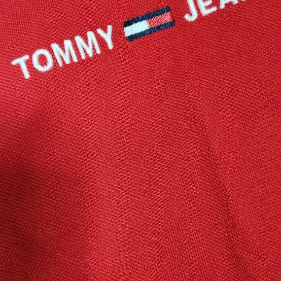 TOMMY JEANS