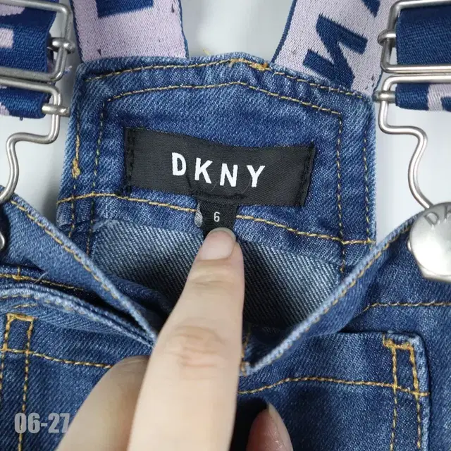 2528 DKNY키즈/여아/2019멜빵원피스/6