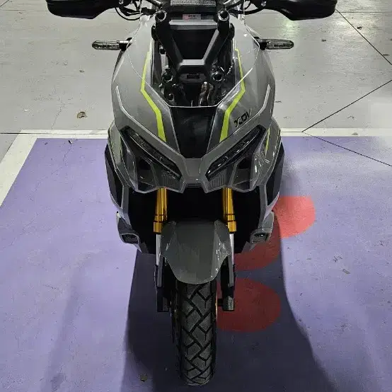 신차급 2024년 xdv250(5500km) 오토바이 판매합니다