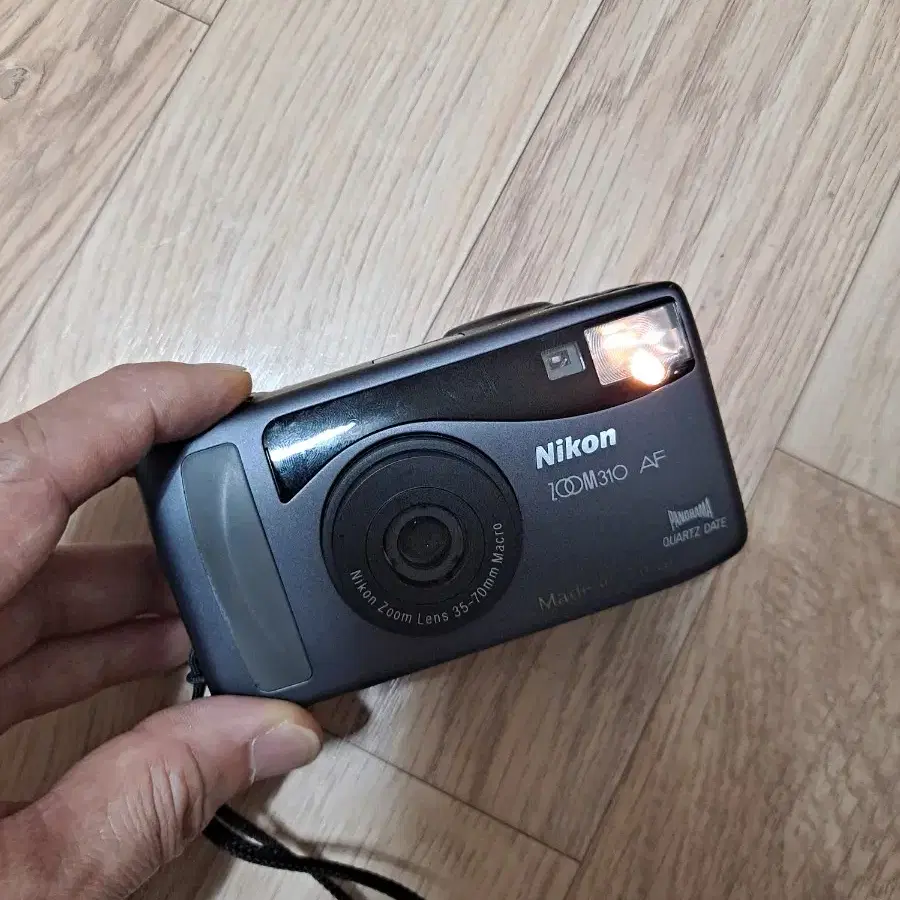 Nikon 310AF 필름카메라 판매합니다.