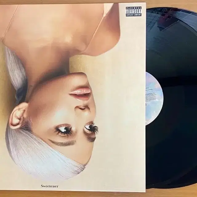 Ariana Grande 아리아나 그란데 sweetener lp