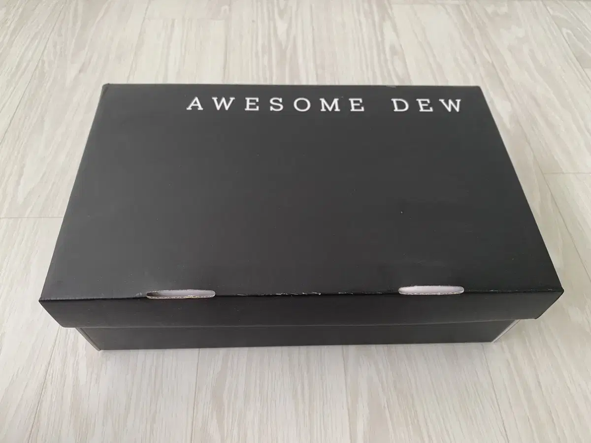 어썸듀 awesome dew 펌프스 수제화_장윤주 착용