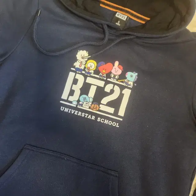 bt21  후드티 s 사이즈