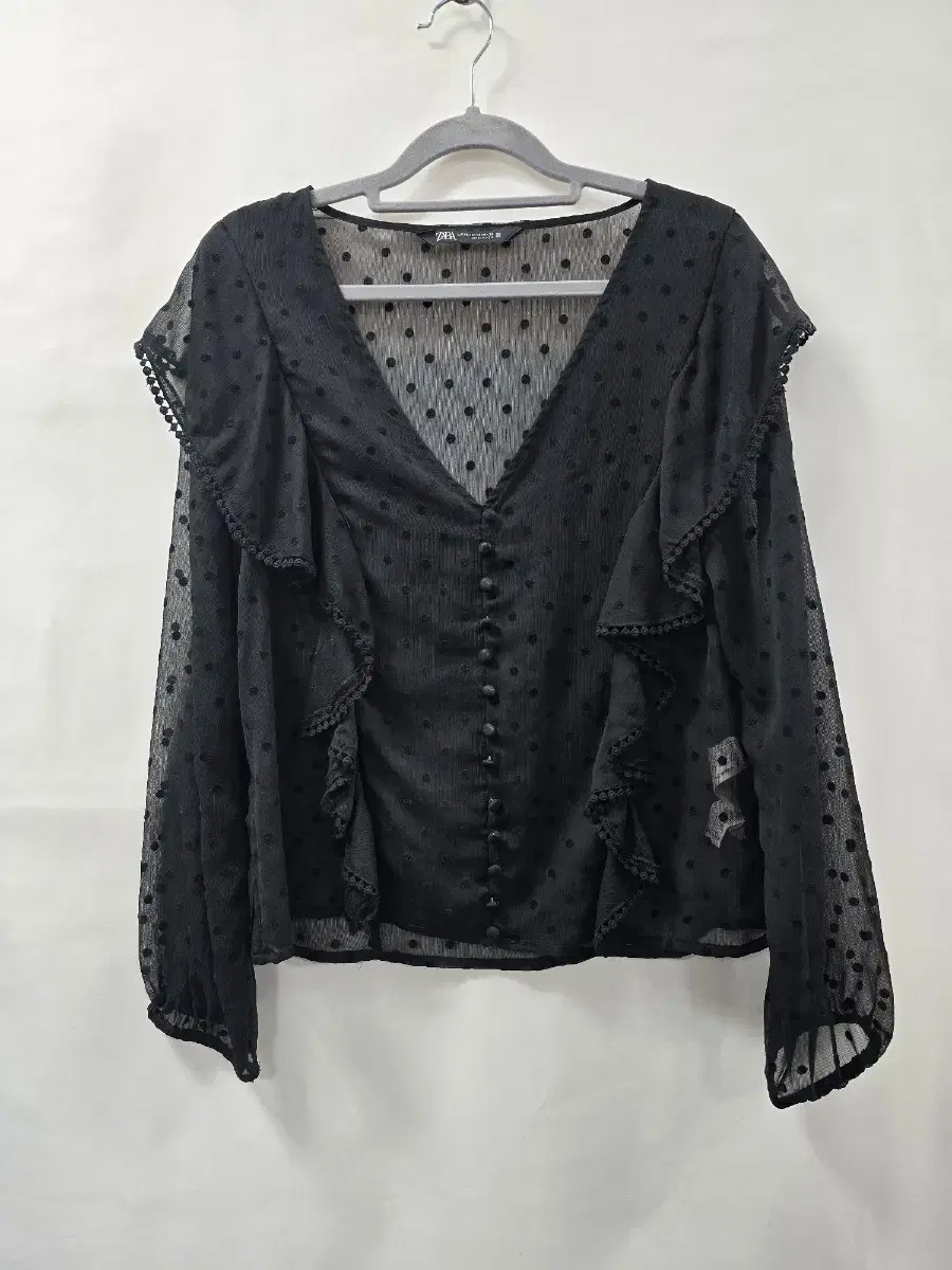 [JARRA] Chiffon blouse V-neck Black lace