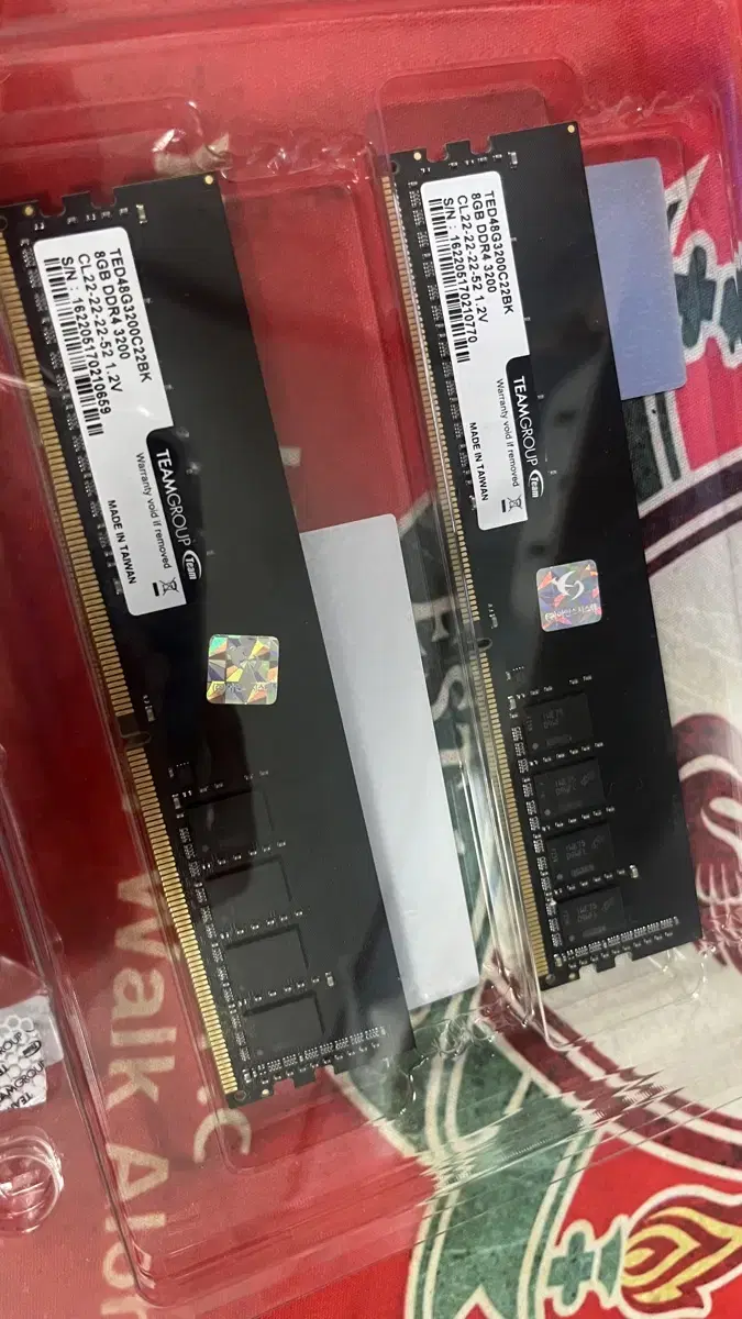 팀그룹 램 DDR4 3200 8gb x2 팔아요