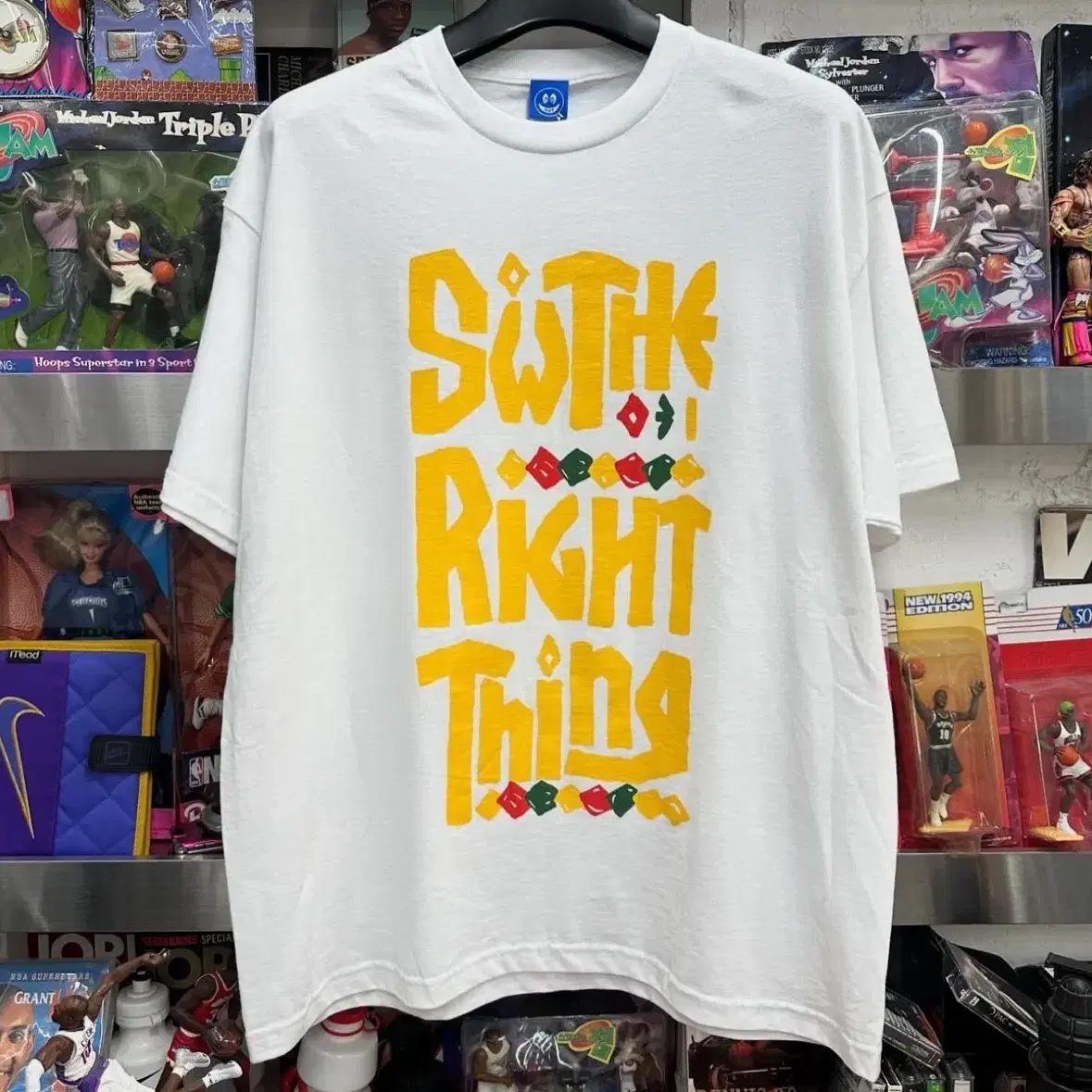 SW031 SW THE RIGHT THING TEE