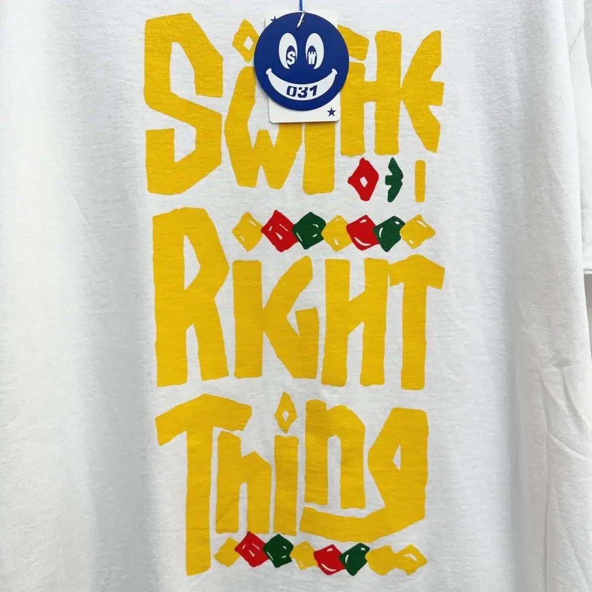 SW031 SW THE RIGHT THING TEE