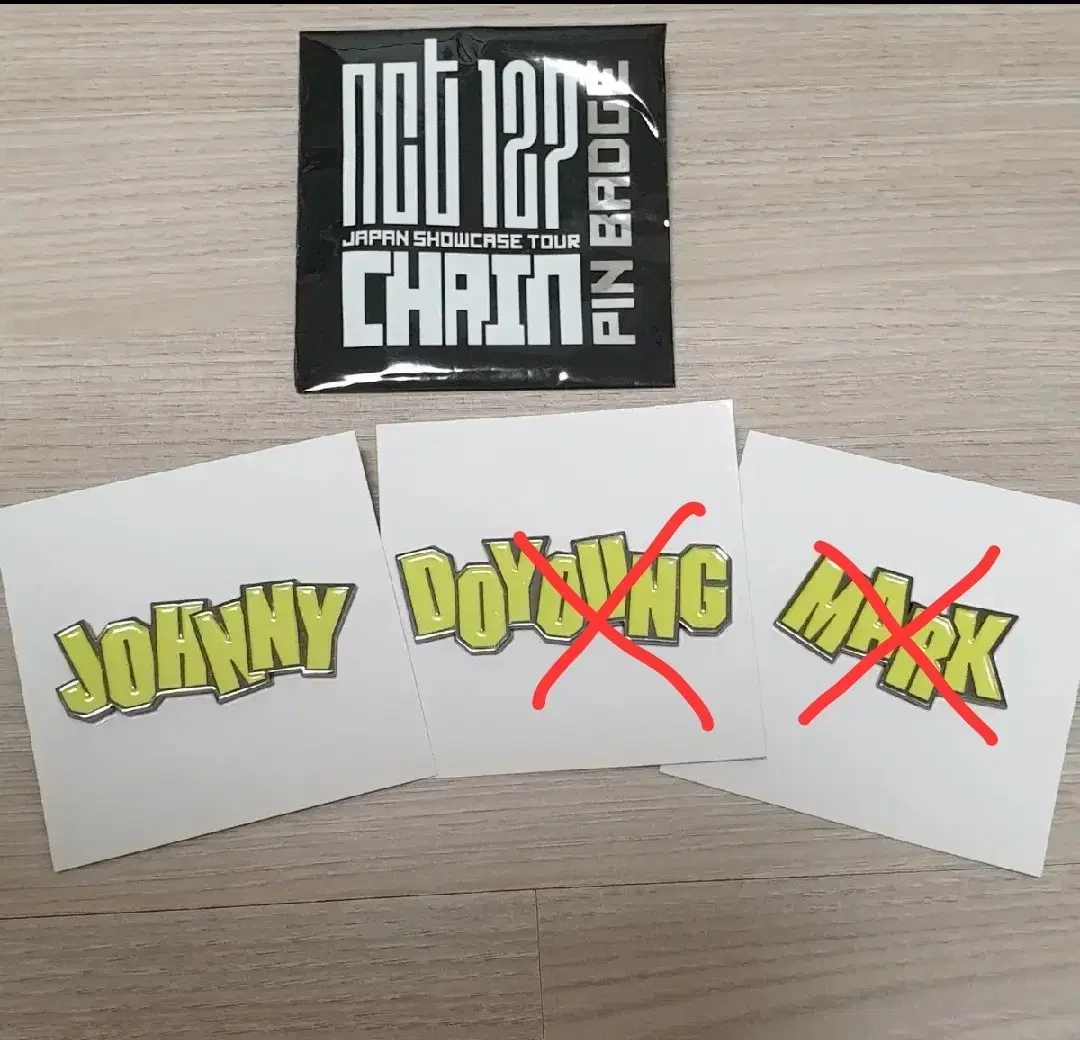 NCT Chain johnny Name Pinbadge