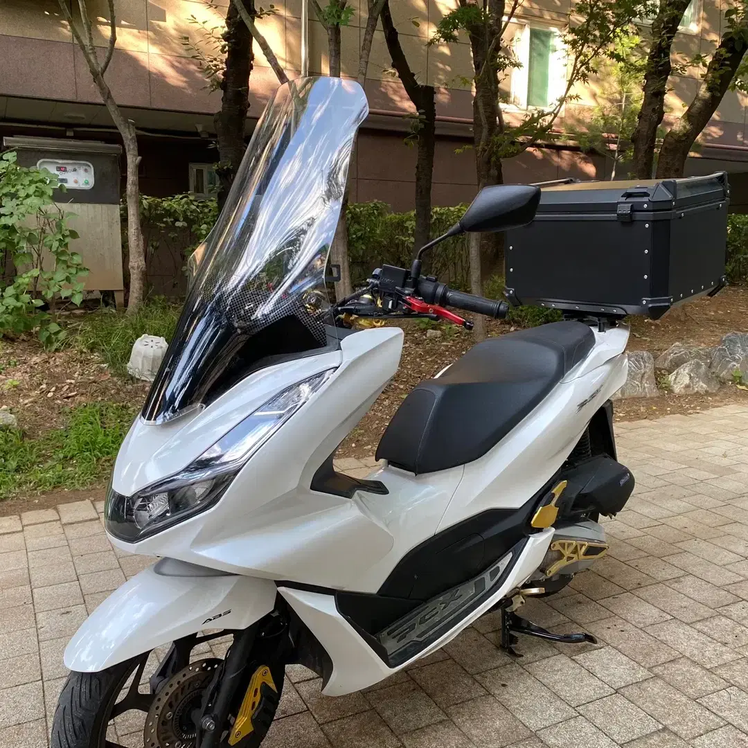 2022년 PCX125 ABS모델 생활튜닝 바이크판매합니다.