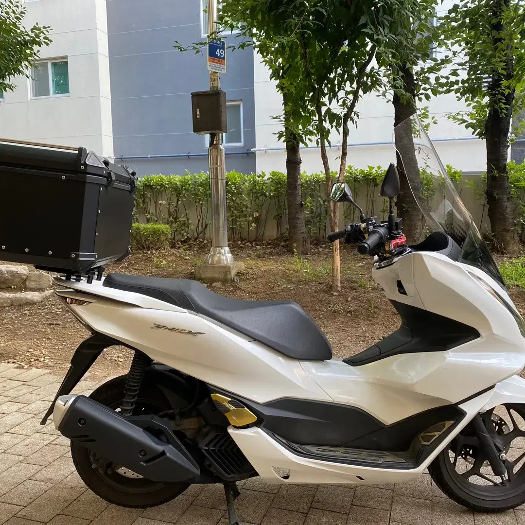 2022년 PCX125 ABS모델 생활튜닝 바이크판매합니다.