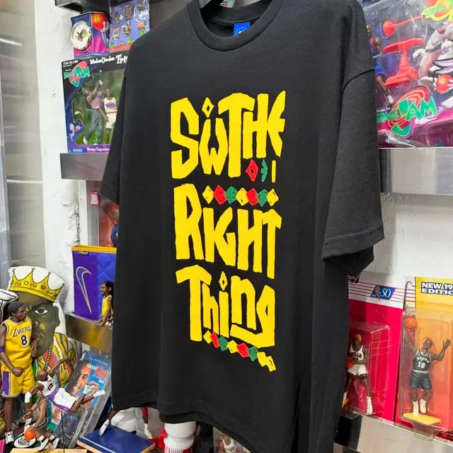 SW031 SW THE RIGHT THING TEE