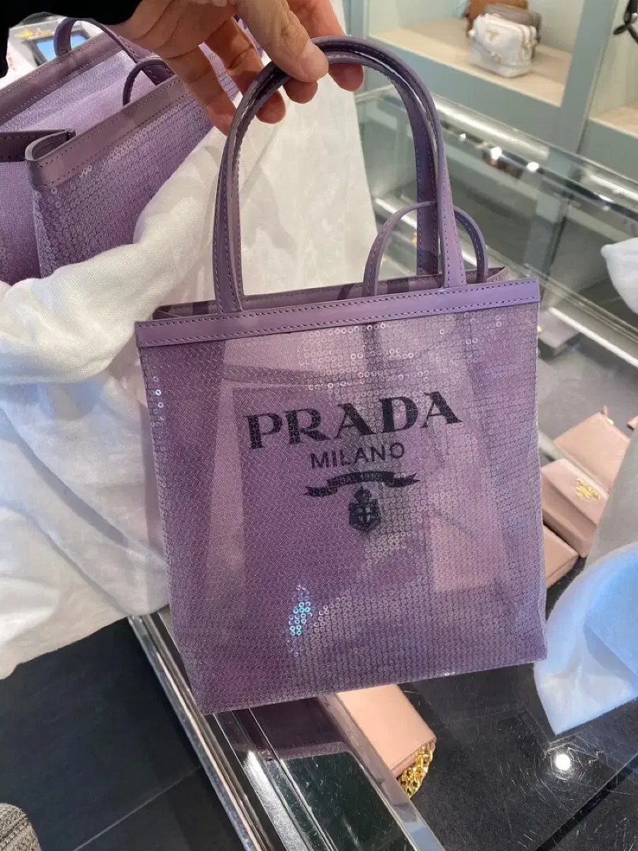 PRADA 프라다 시퀸 토트백 라벤더