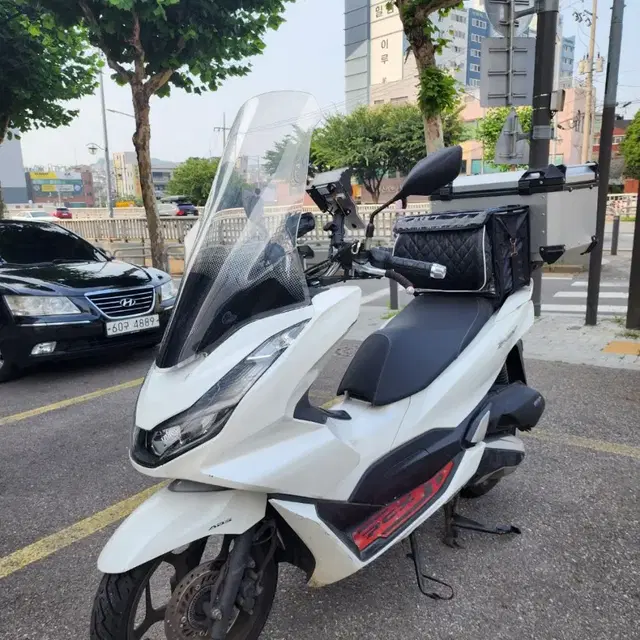 21년식 PCX125 ABS모델 화이트 배달세팅