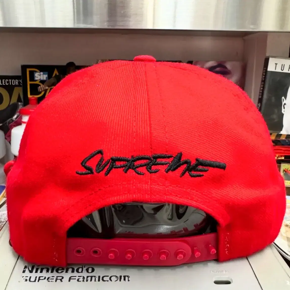 SUPREME 11FW FUTURA LOGO CAP