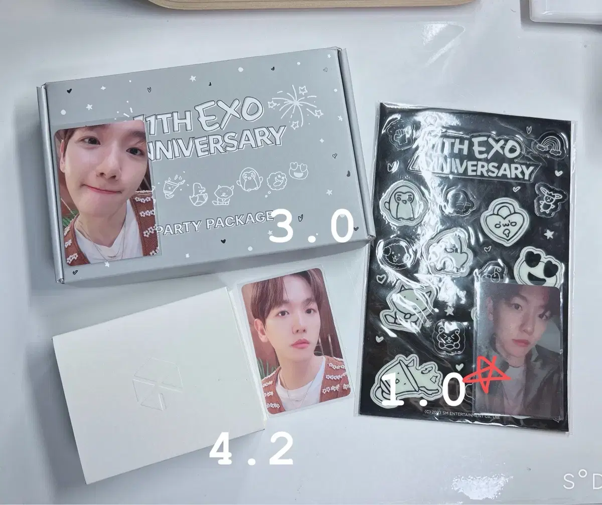 Exo Clock exo 11th Anniversary Ring Glow in the Dark Sticker Beam baekhyun WTS