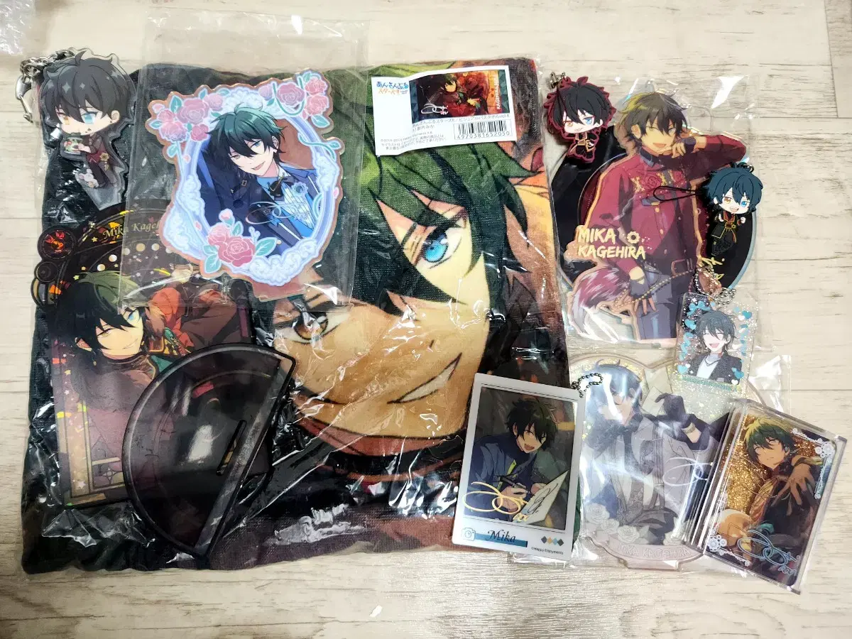 Bulk) Angsta Mika bijoule towel, 5th anniversary vine acrylic, etc.