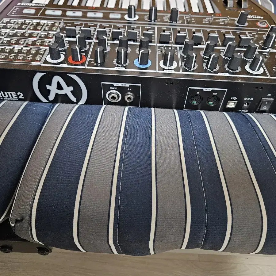 Arturia Minibrute 2 noir edition