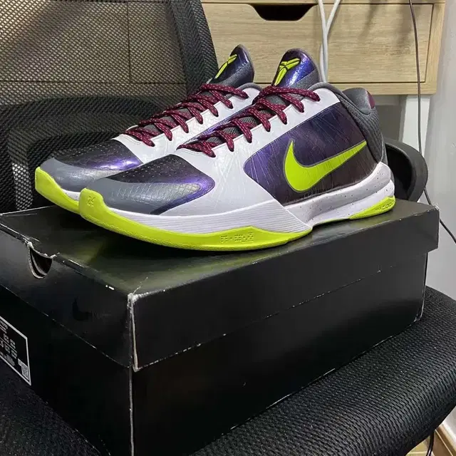 나이키 코비 5 프로트로 카오스 Nike Kobe 5