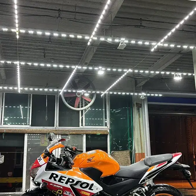 16년식 cbr300r 470만원튜닝 25@@@ 떼르 풀배기 구변O 판매