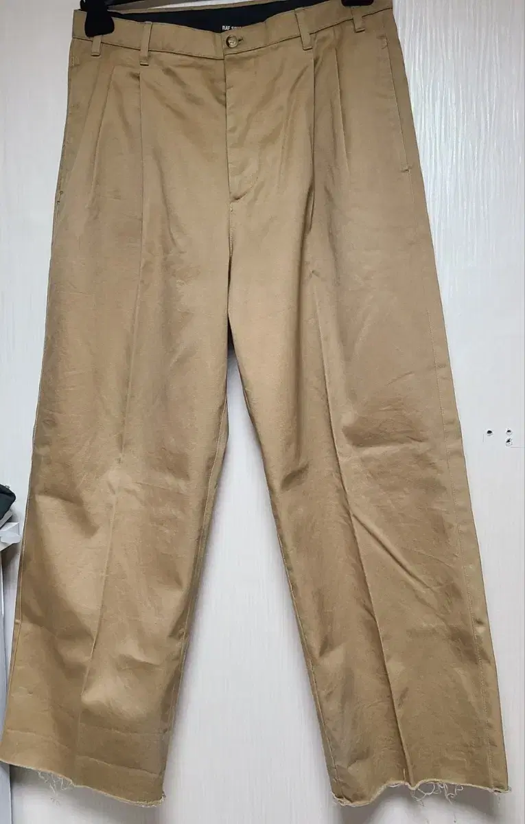 (46) Raf Simons Wide Chino Pants