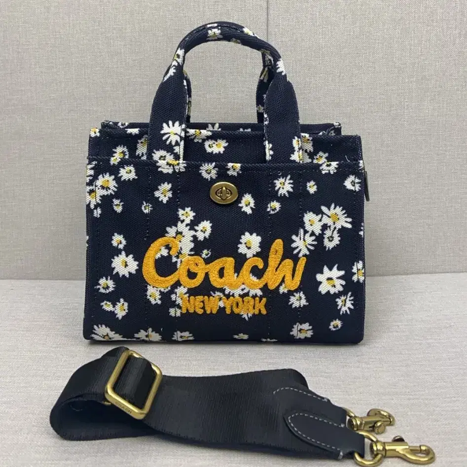 코치 coach CR660 CARGO 26 토트백 2중컬러