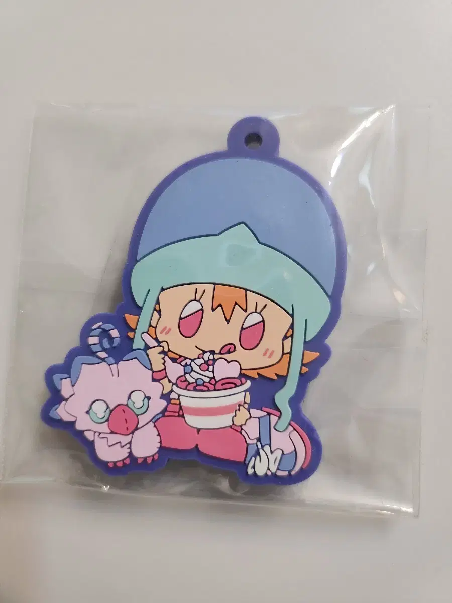 unsealed) Digimon sora keyring