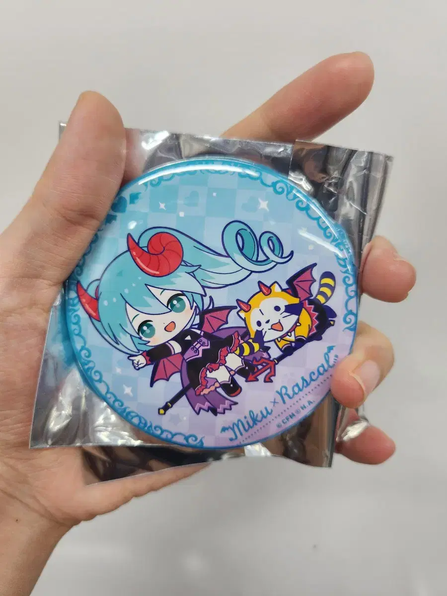 Vocaloid Rascal Miku Can Badge sells