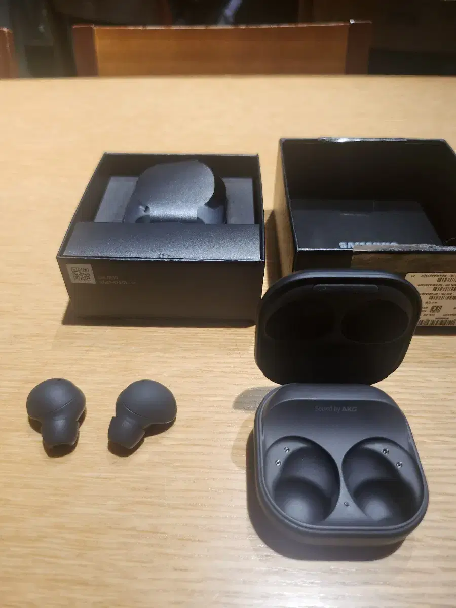 Galaxy Buds 2 Pro: One-time use product (new product grade)