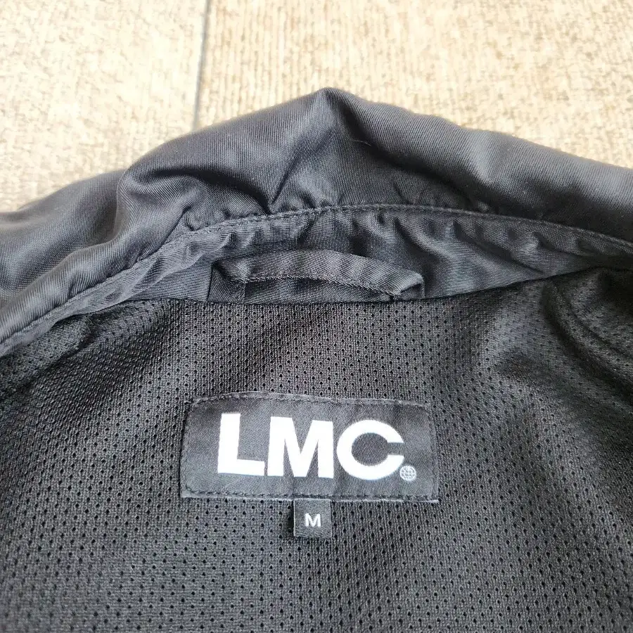 lmc 빅로고 바람막이 자켓