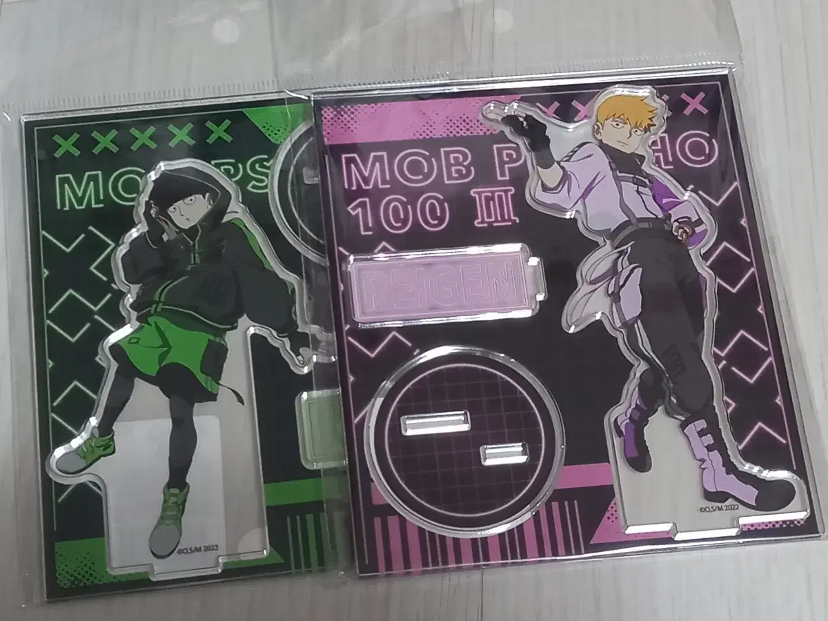 MOBpsycho cyberpunk ver. acrylic stand sells mobs, raygen