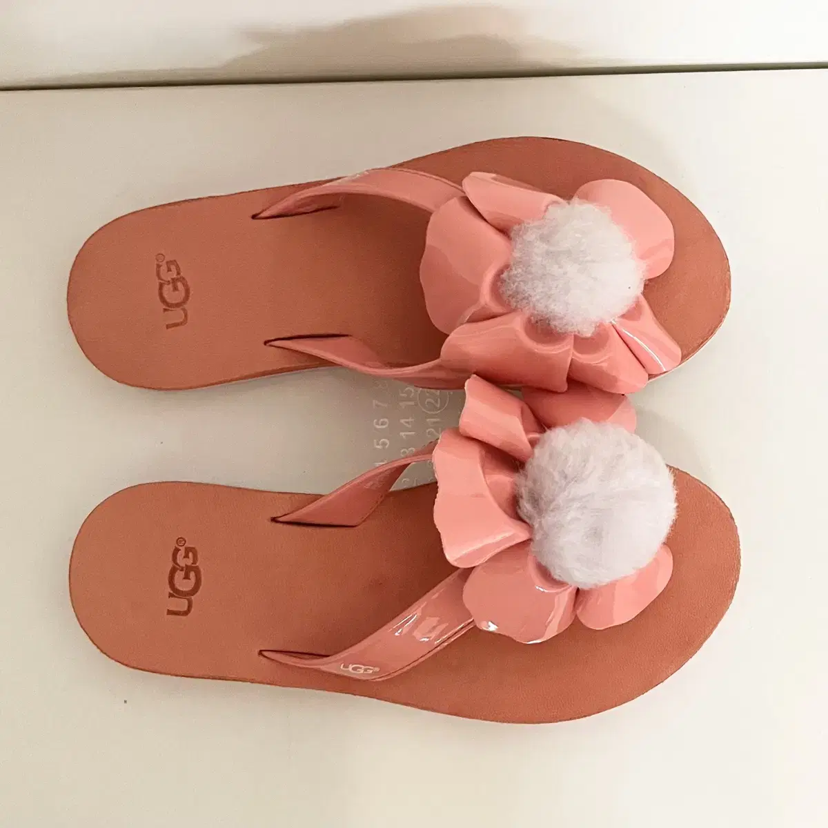 UGG 어그 슬리퍼 조리 230mm