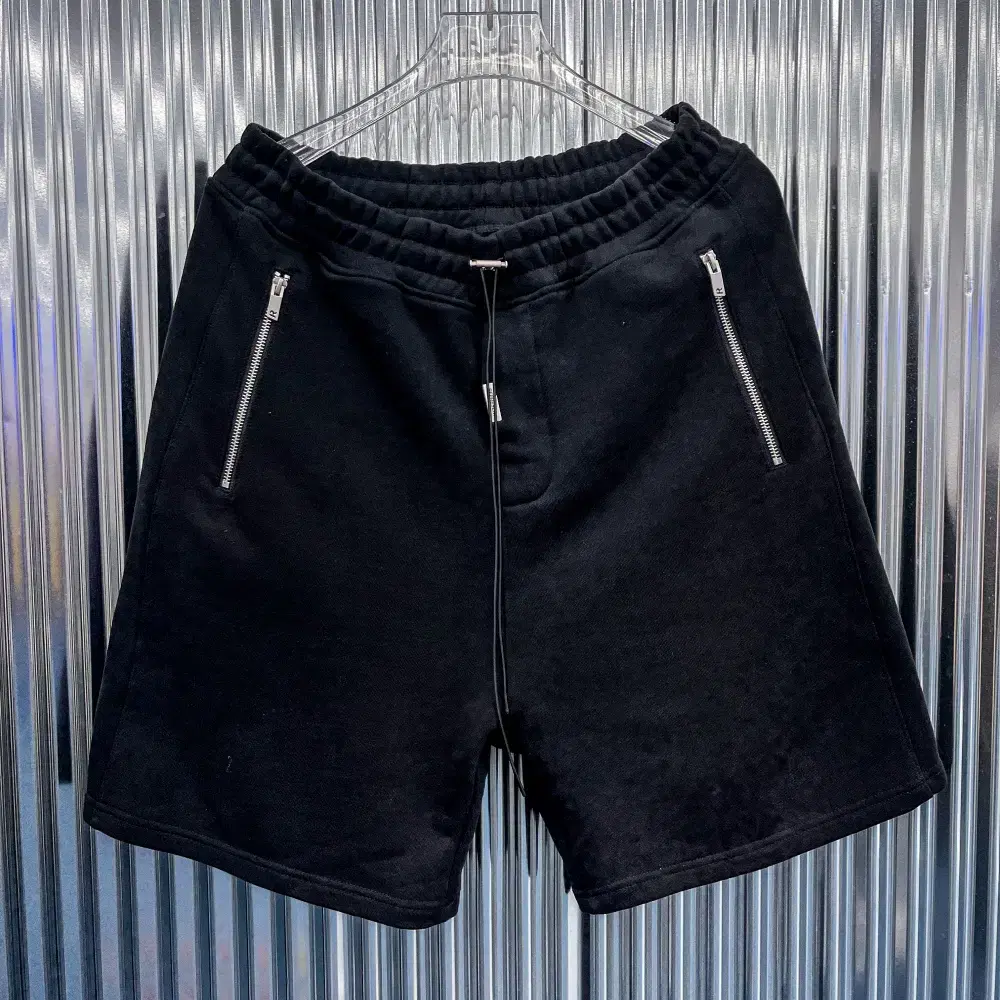 Refreshment Zipper Short Sweatpants (FREE)-N605