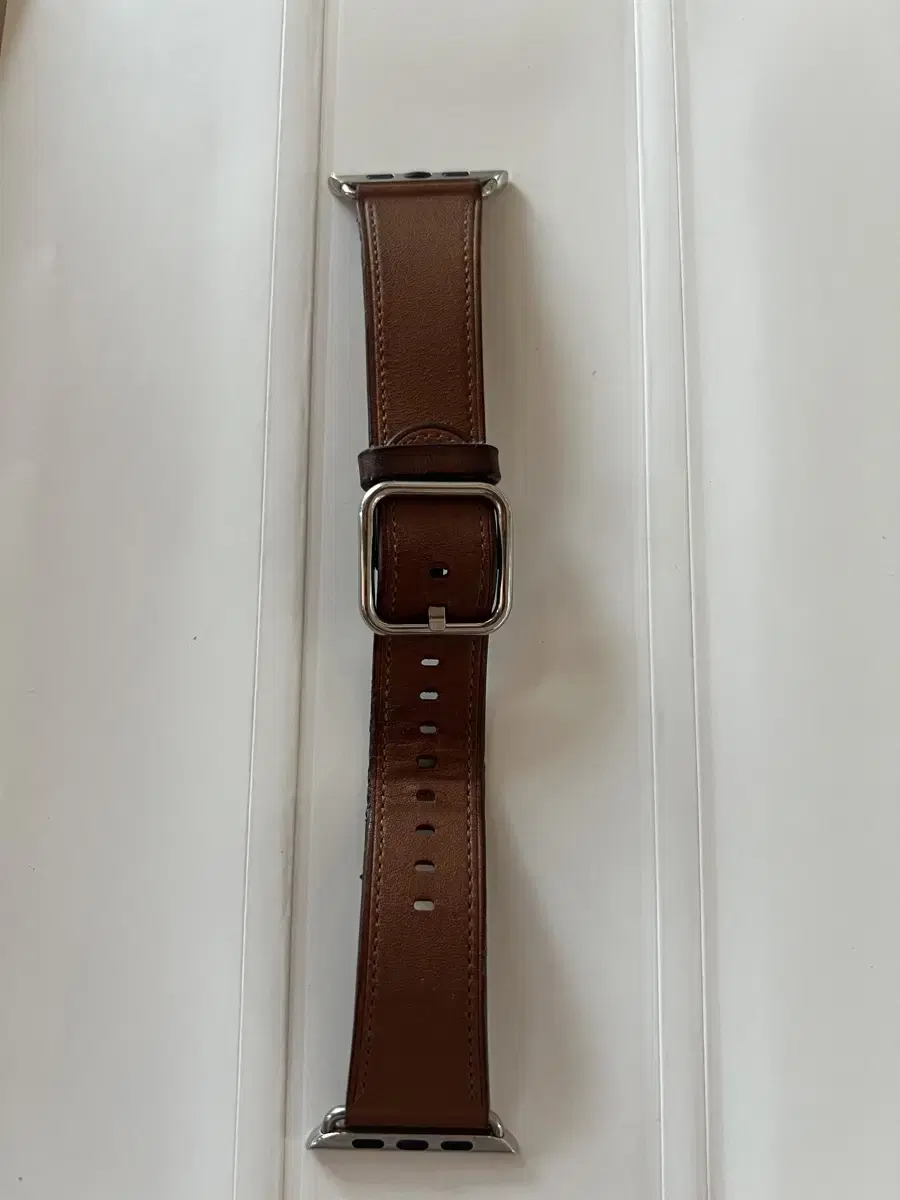 Apple Watch Genuine Leather Band 42/44/45