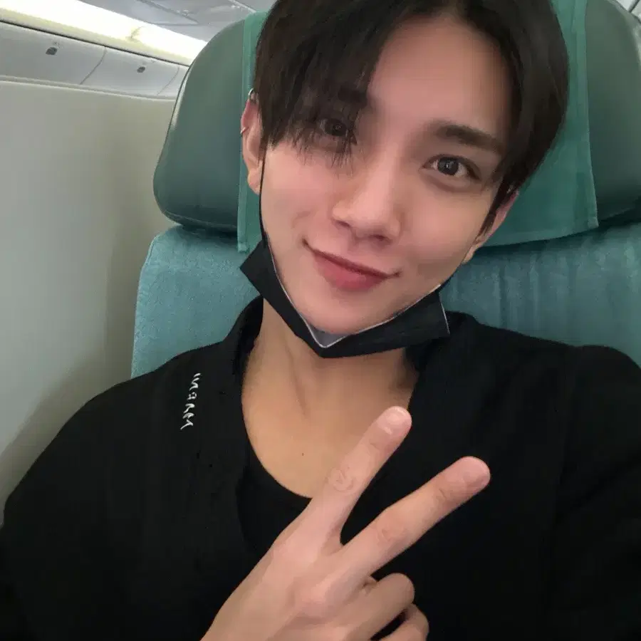 세븐틴 조슈아 홍지수 9주년 목걸이만 양도 받아요 구해요