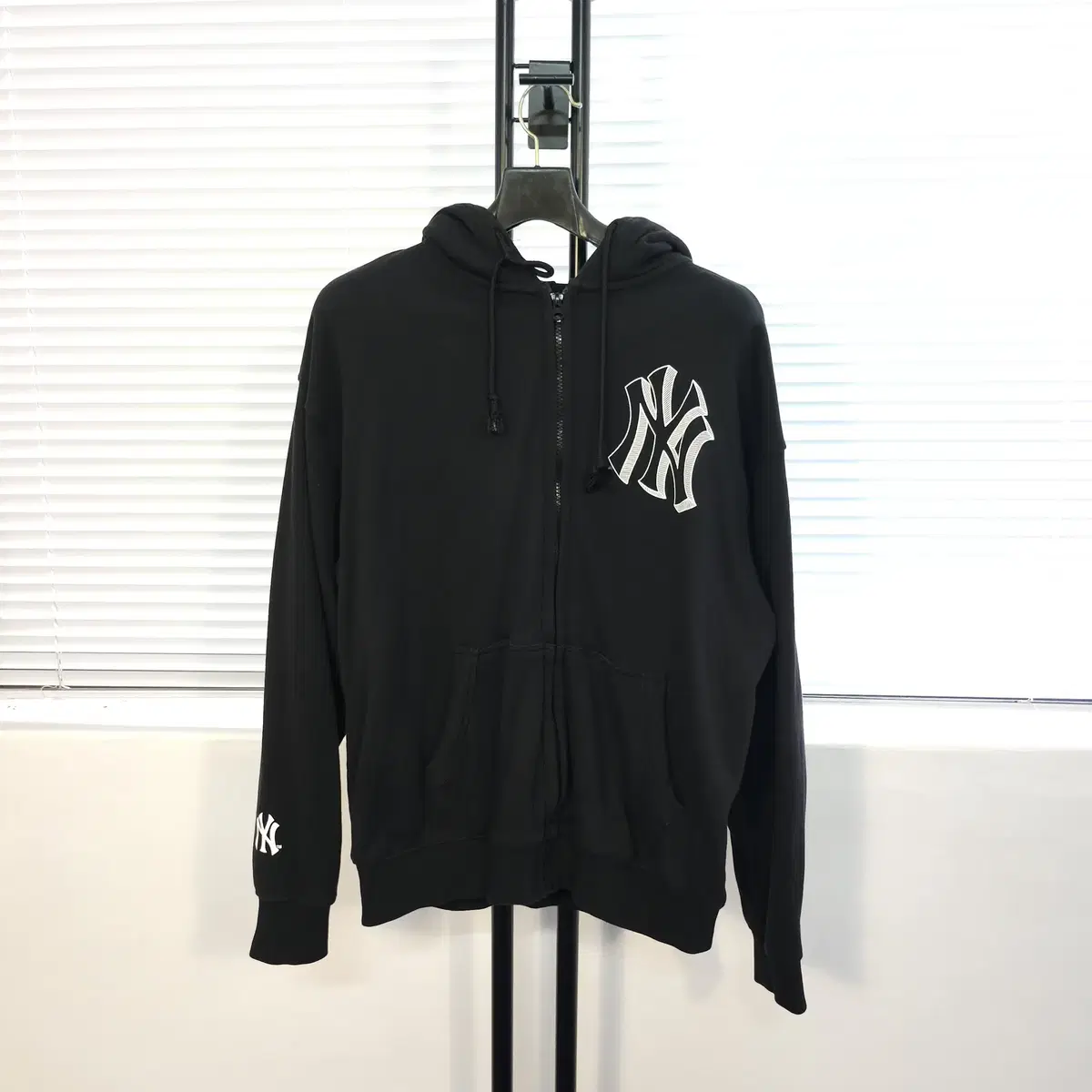 MLB New York Yankees Big Logo Hoodie Zip Up L