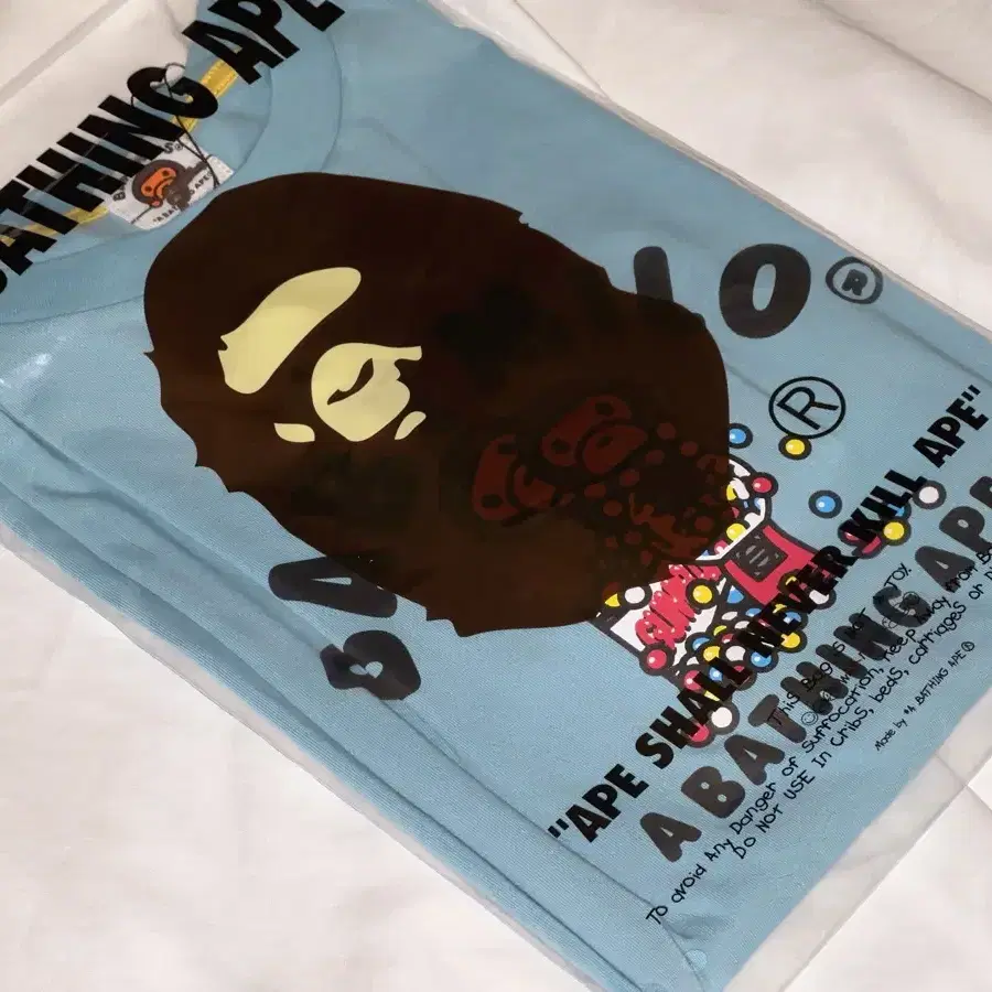 [새상품] 베이프 베이비 마일로 Gumball UV Print Tee