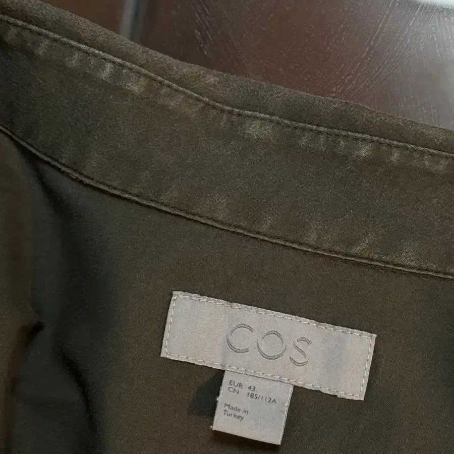 Cos / 카키색 셔츠 / 43(xl)