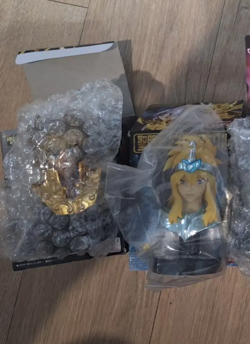 Saint Seiya Figures