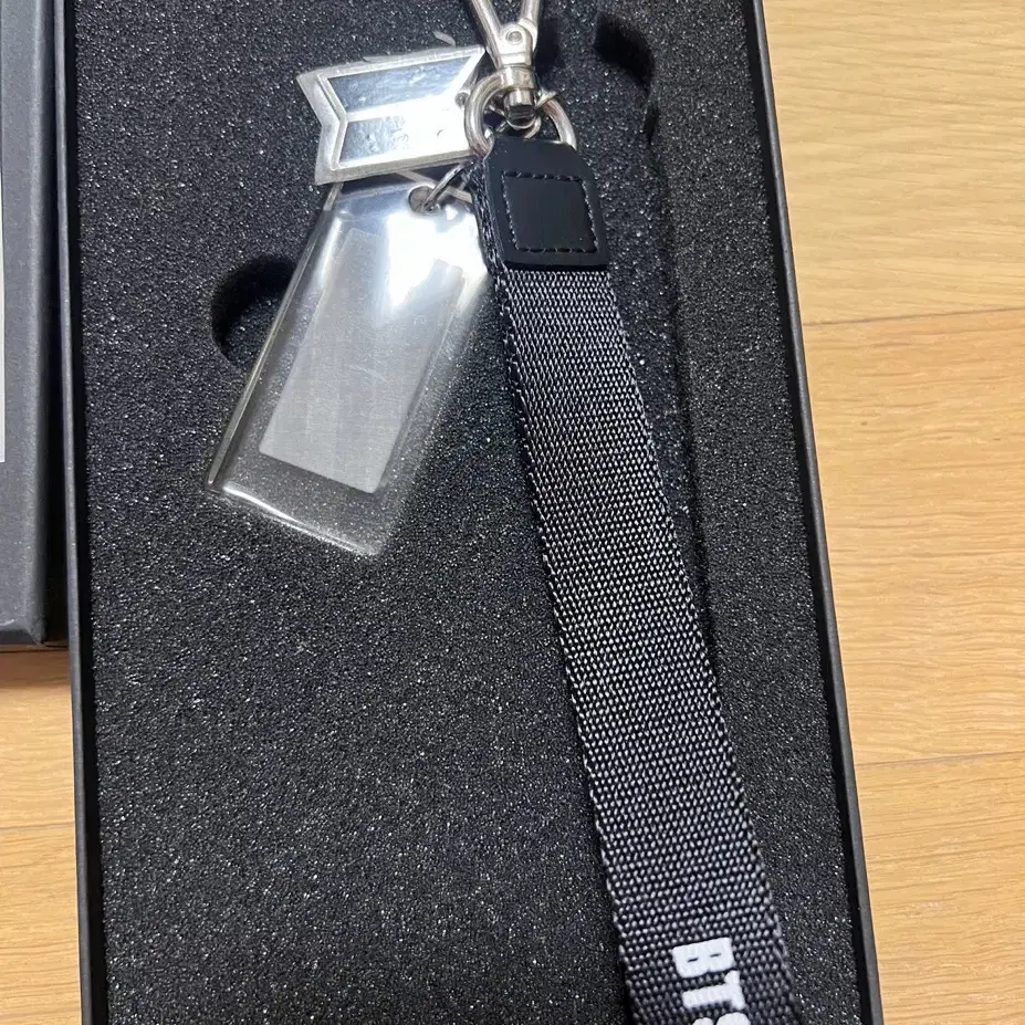 BTS 방탄소년단 업사이클링 UPCYCLING KEYRING 키링