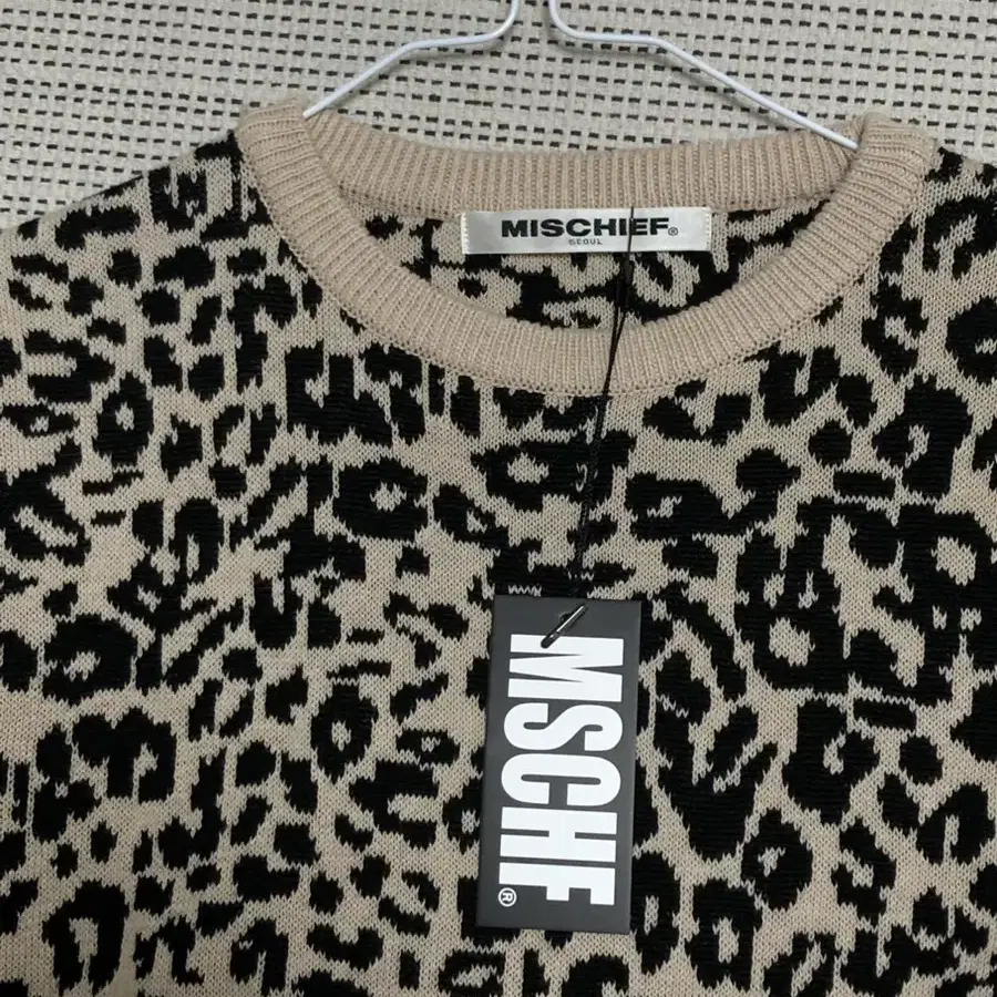 Mischief leopard knit __ s