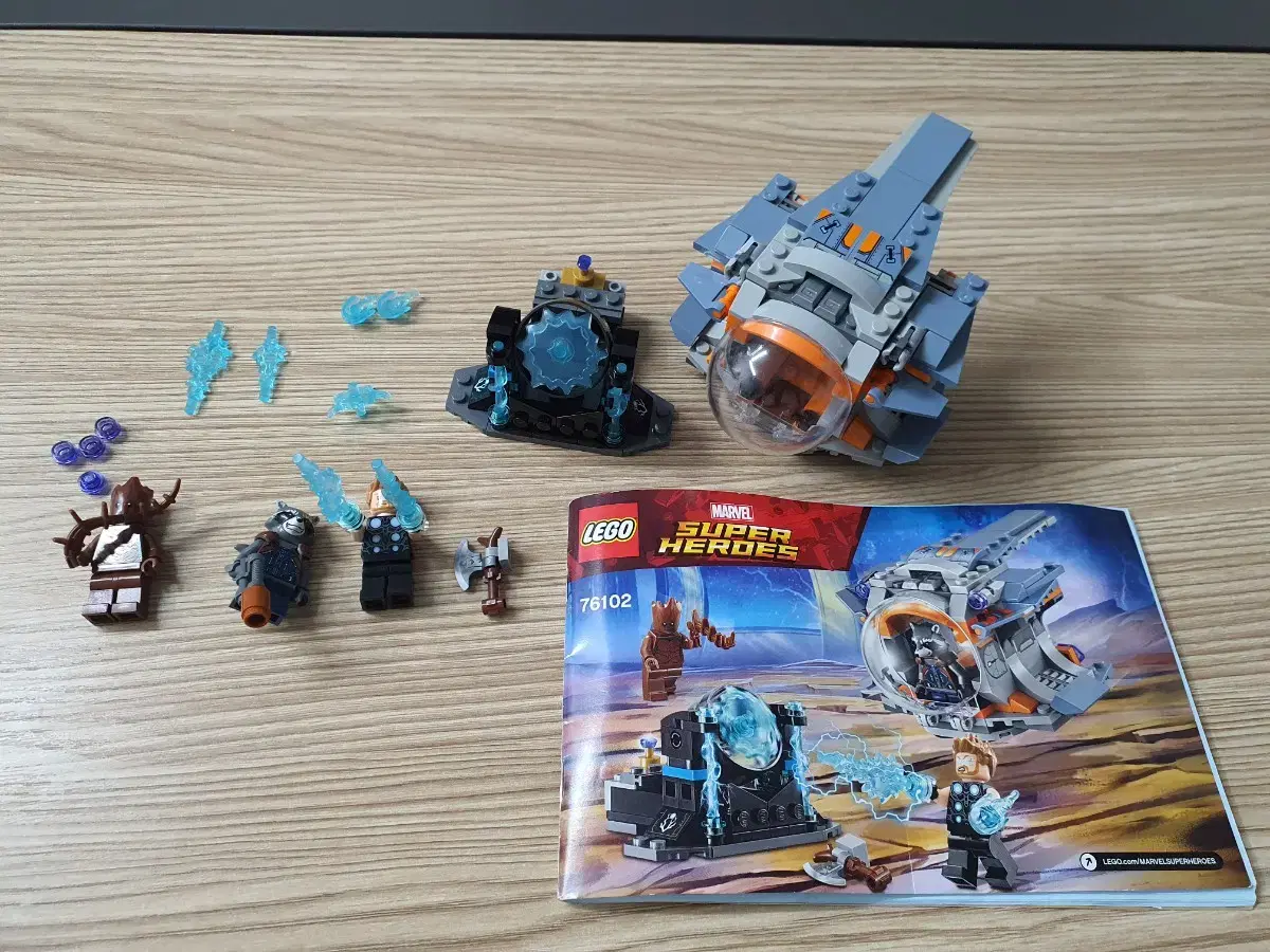 LEGO Avengers 76102 Thor's Weapon Quest