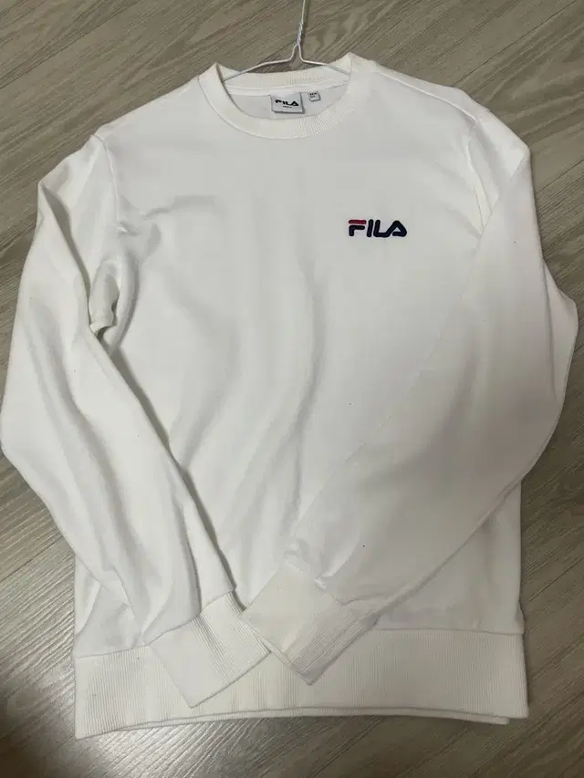 필라 FILA 맨투맨 흰색