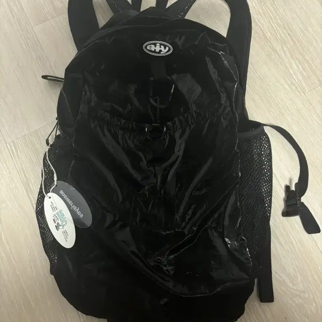 에메모가든 백팩 aiy x mmo backpack glossy