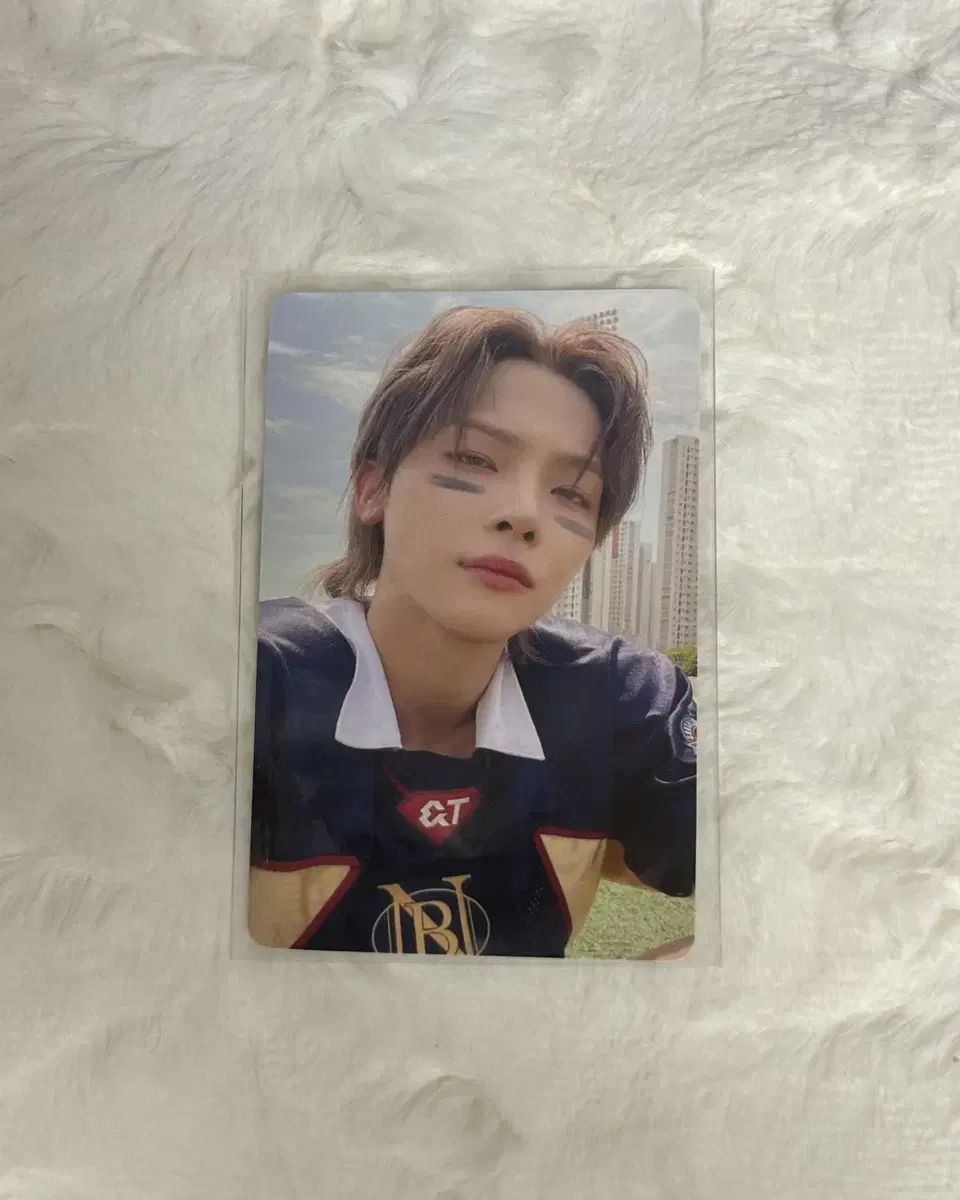 &team nicholas Now Universal luckydraw photocard sell WTS