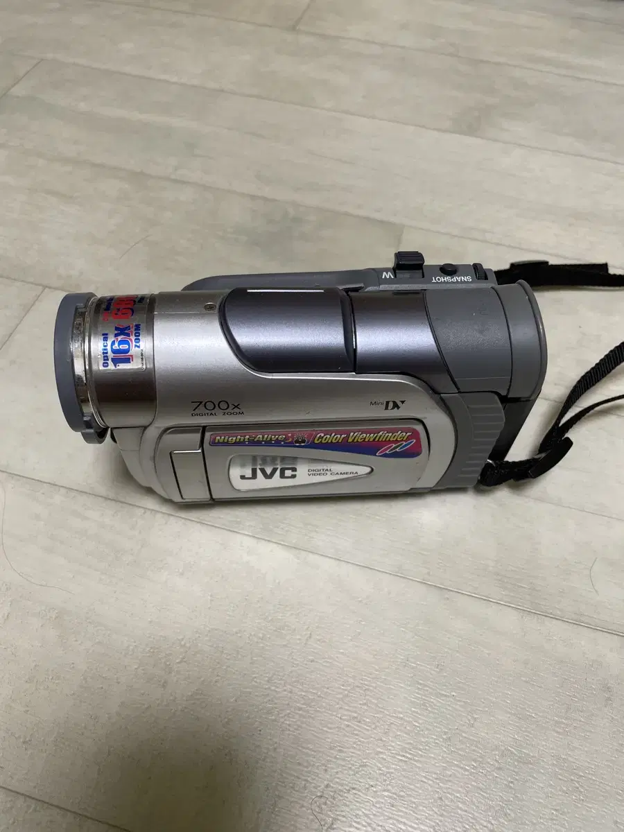 JVC GR-D22U