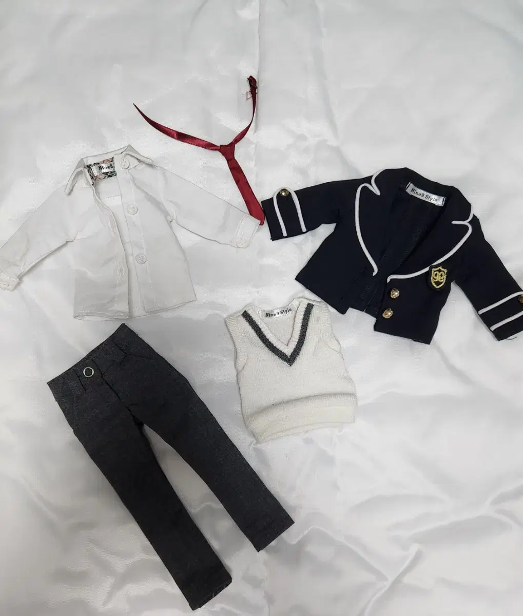 SphereArticulated Doll Clothes Sell School Uniforms