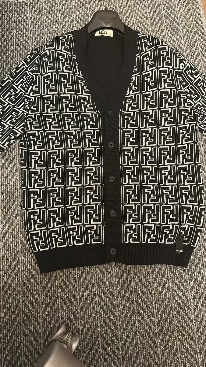 Fendi Wool cardigan size 46