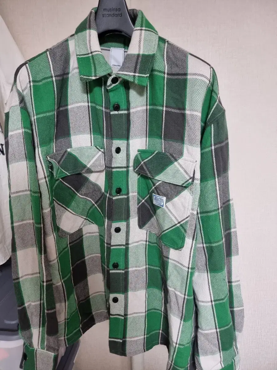 River Raiders Flannel Shirt L