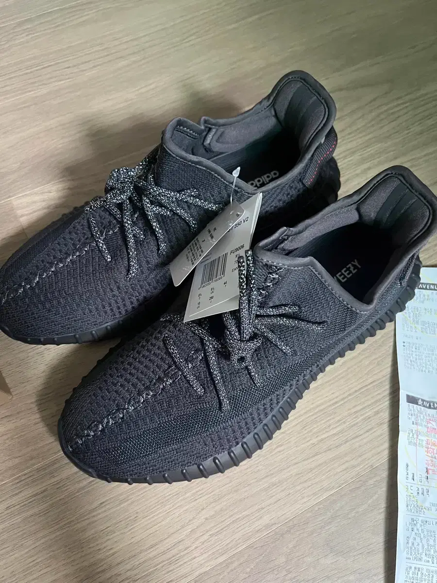 아디다스 이지부스트 350 V2 트리플블랙 fu9006